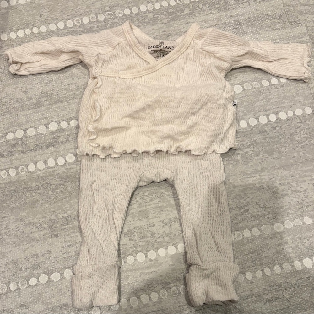 Caden Lane Cream Knit Leggings Set